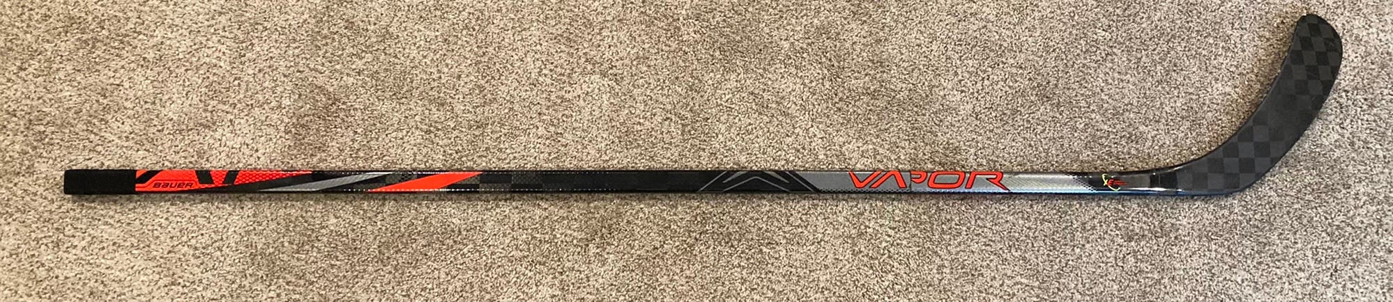Senior Right Handed P92 Pro Stock Vapor FlyLite Hockey Stick