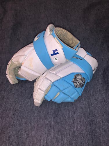 Chris Gray Final Four Game Used Gloves