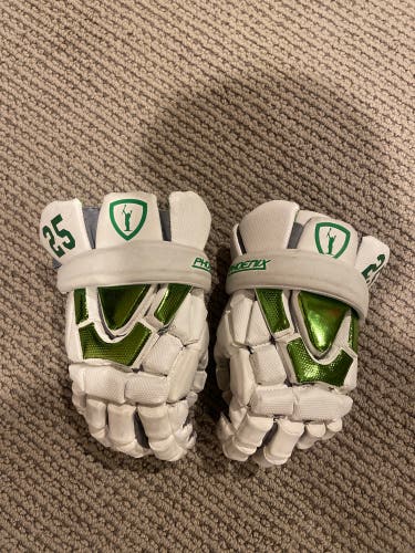 Adrenaline Phoenix St. Pattys Day Gloves