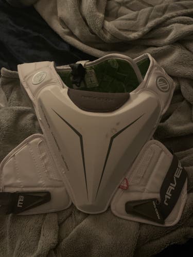 New Medium Maverik MAX EKG Shoulder Pads