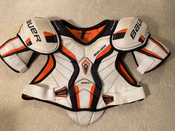 Bauer Supreme One60 Shoulder Pads