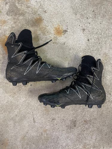 Under Armour ClutchFit Football/ Lacrosse Cleats Size 9 Mens