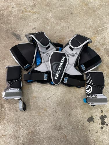 Maverik Charger Shoulder Pads Elbow Pads medium Bundle