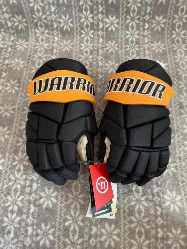 New Warrior 14" Alpha Pro Gloves Gold And Black