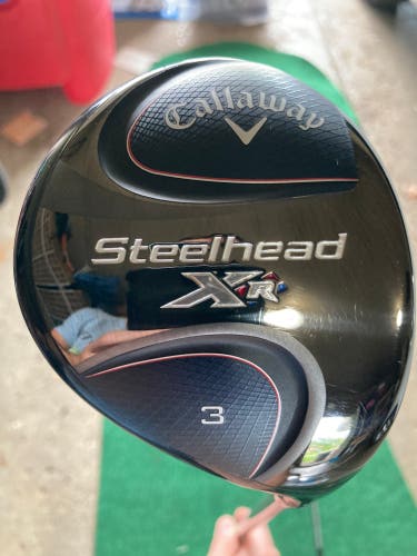 Men's Right Handed Regular Flex 3 Wood Steelhead XR Fairway Wood
