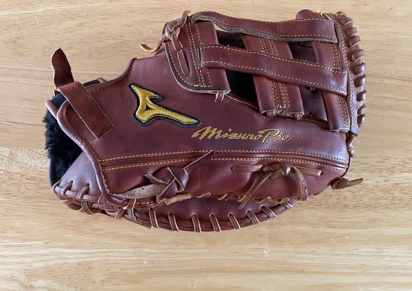 Mizuno Used Right Hand Throw First Base 12.5" Pro Limited Edition Baseball Glove