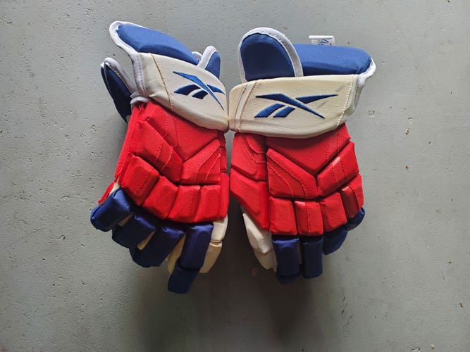 Used Reebok Gloves 15"