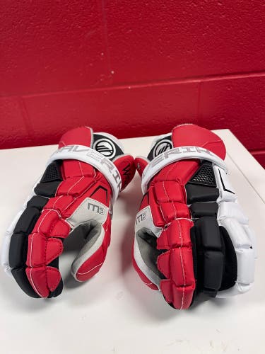 New Player's Maverik 13" M5 Lacrosse Gloves