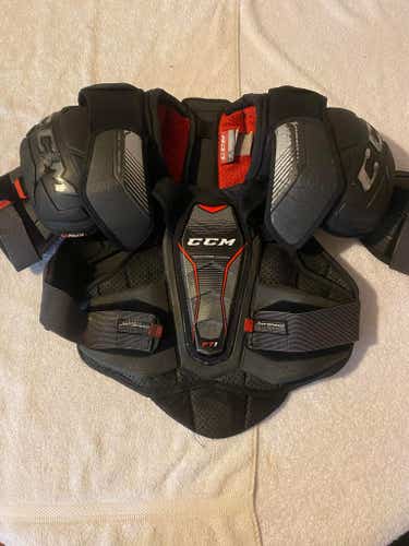 Used CCM Hockey JetSpeed FT1 Senior Large Shoulder Pads