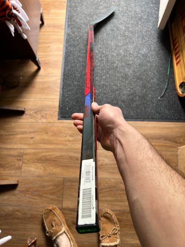 CCM Jetspeed FT4 Pro Hockey Stick Senior RH P40(P88 Curve)