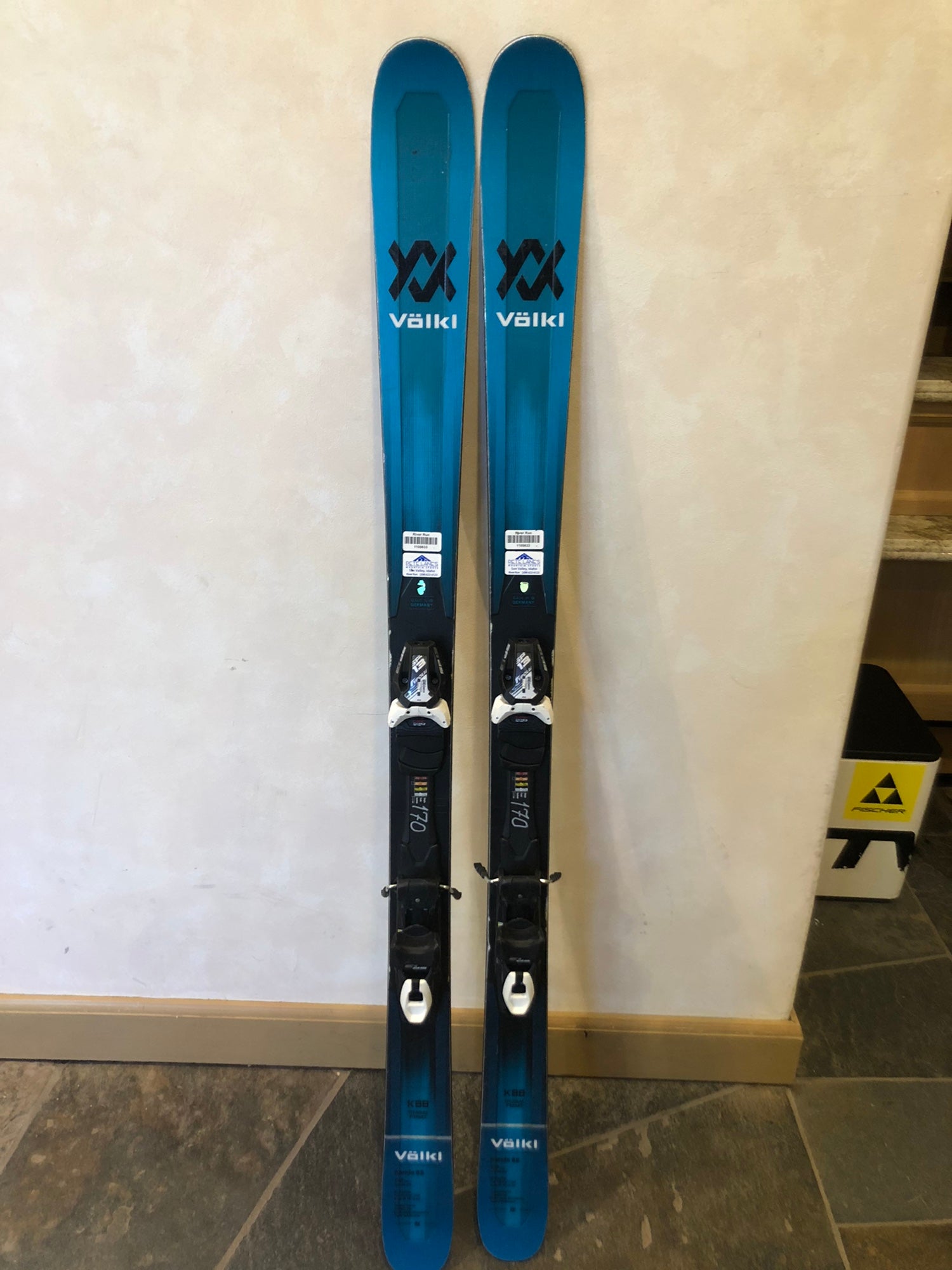 Volkl Kendo 88 Skis With Bindings 170cm 1105633 SidelineSwap