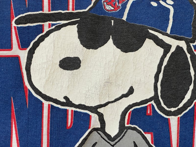 Snoopy Charlie Brown Playing Baseball Cleveland Indians Shirt -  High-Quality Printed Brand