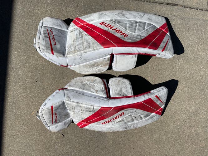 Used 30" Bauer Vapor X900 Goalie Leg Pads