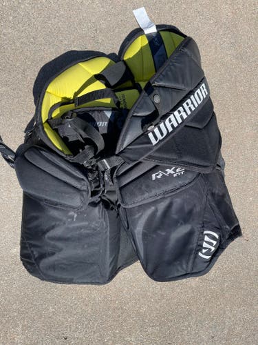 Intermediate Used Medium Warrior Ritual X2 Hockey Goalie Pants