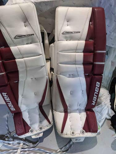 New 28" Bauer Reactor 7000 Goalie Leg Pads