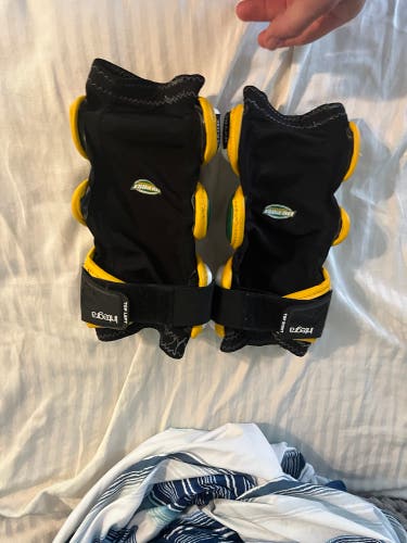 Used LIU Post Large Epoch Integra Elite Arm Pads