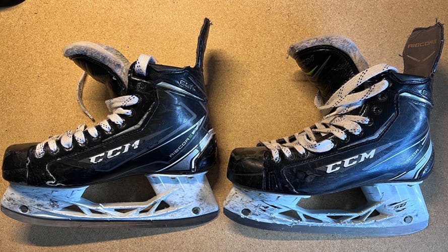 Used CCM Size 9.5 RibCor 66K Hockey Skates