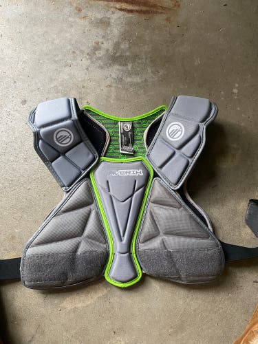 Maverick max chest protector