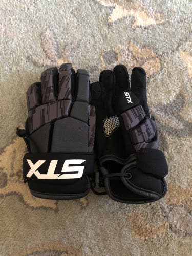 STX stallion 75 lacrosse gloves