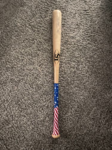 Louisville Slugger prime wood bat 32 inch