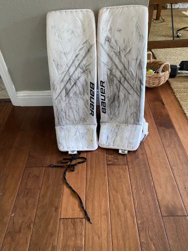 35" Bauer  Hyperlite Goalie Leg Pads