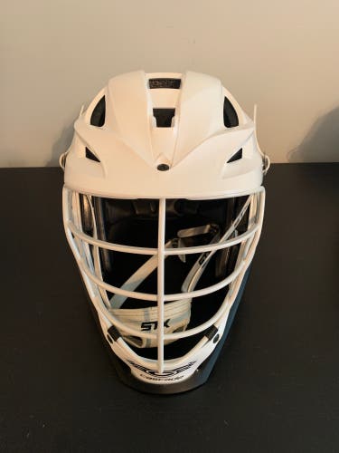 Player's Cascade S Helmet