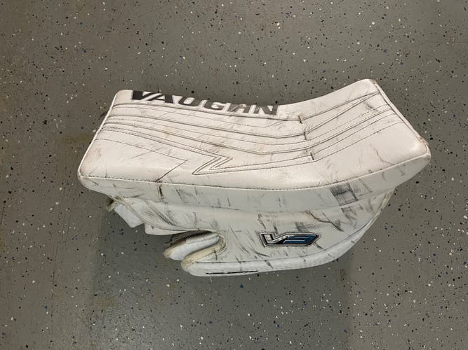 Used Vaughn Velocity V9 Senior Regular Blocker