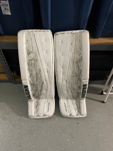 34" Vaughn  Ventus SLR Pro Goalie Leg Pads