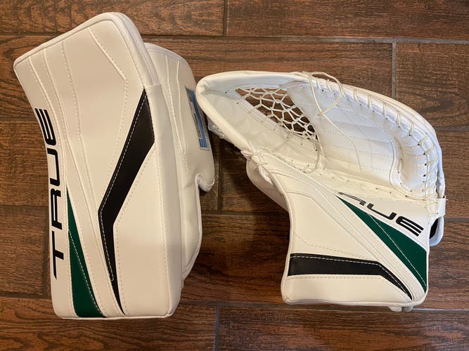 New True L12.2 Regular Pro Stock Holtby Glove Set