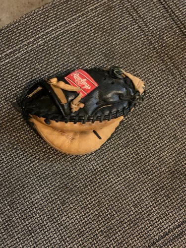 Right Hand Throw 11.75" Renegade Baseball Glove