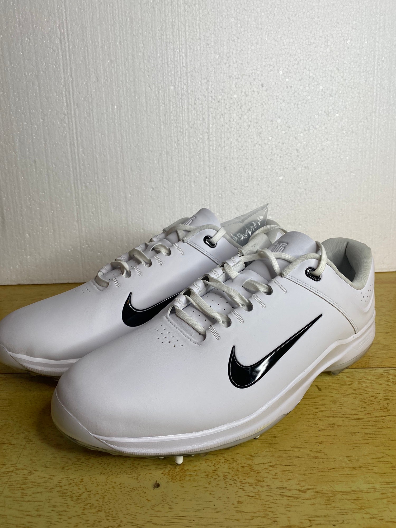tw20 golf shoes