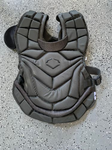New Charcoal EvoShield Catcher's Chest Protector PRO-SRZ Intermediate 15”