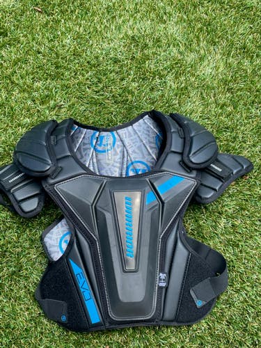 New Medium Warrior Evo Shoulder Pads