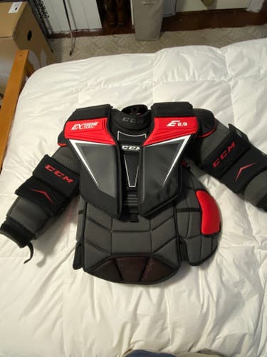 Used Large CCM Extreme Flex Shield E2.9 Goalie Chest Protector