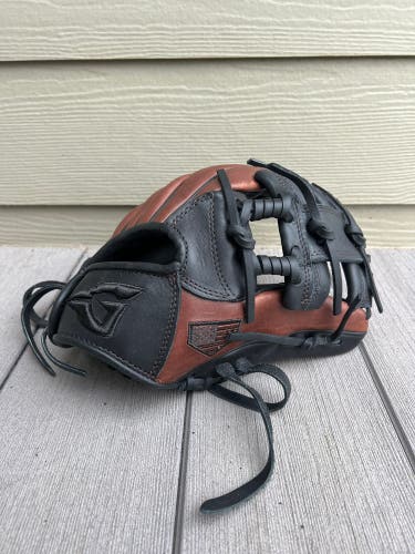 Goin Yard. Infield 11.75" Pro series Baseball Glove