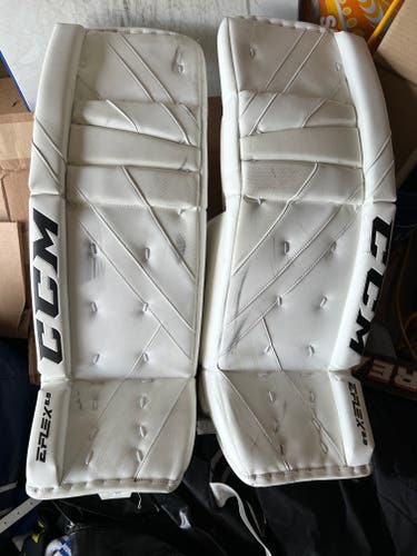 Used 34" + 1" CCM Eflex Extreme Flex 5.9 Goalie Leg Pads White