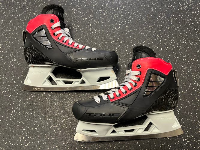 New True Regular Width Pro Stock Size 10 Custom Pro Hockey Goalie Skates