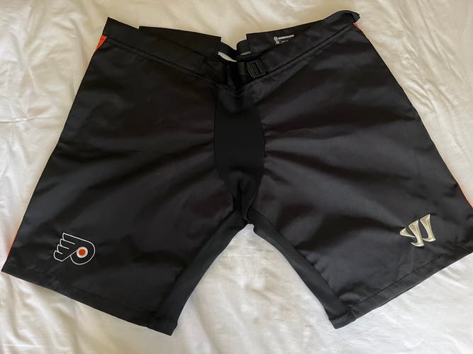 Philadelphia Flyers (Winter Classic/ Alternate) Black New Large Warrior Pro Stock Dynasty Pant Shell