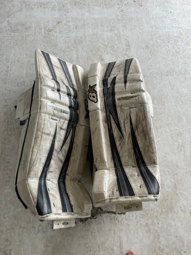 Used 32" Brian's  Gnetik 6.0 Goalie Leg Pads