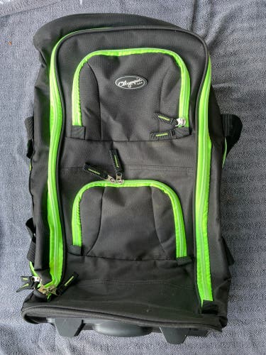 Olympia Wheel Bag