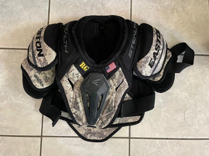 Junior Large Easton Stealth Shoulder Pads