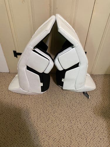 Used 34" Brian's OPTiK X2 Goalie Leg Pads