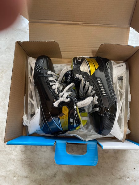 Used Bauer Regular Width Size 5 Supreme 3s Hockey Goalie Skates