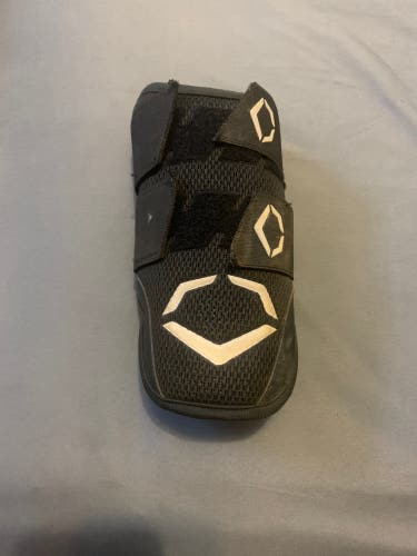 Used EvoShield Elbow Protection Elbow Guard