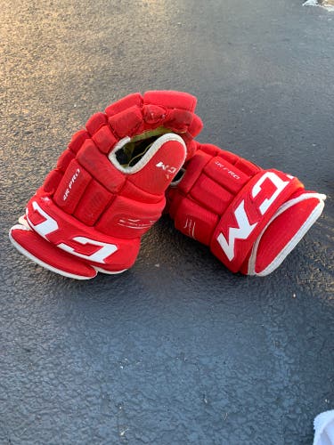 CCM 14"  Tacks 4 Roll Pro Gloves