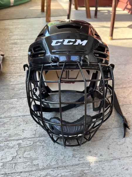 Used Large CCM Pro Stock Tacks 110 Helmet