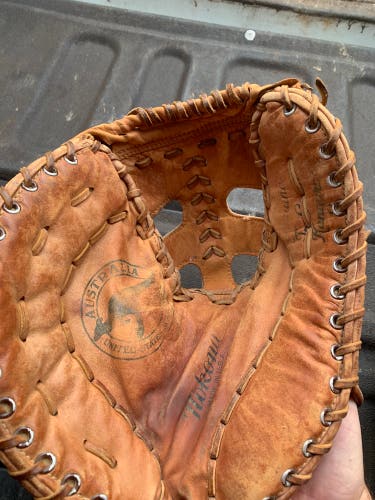 Genuine Kangaroo Nokona Baseball Glove Mitt Left Hand Throw