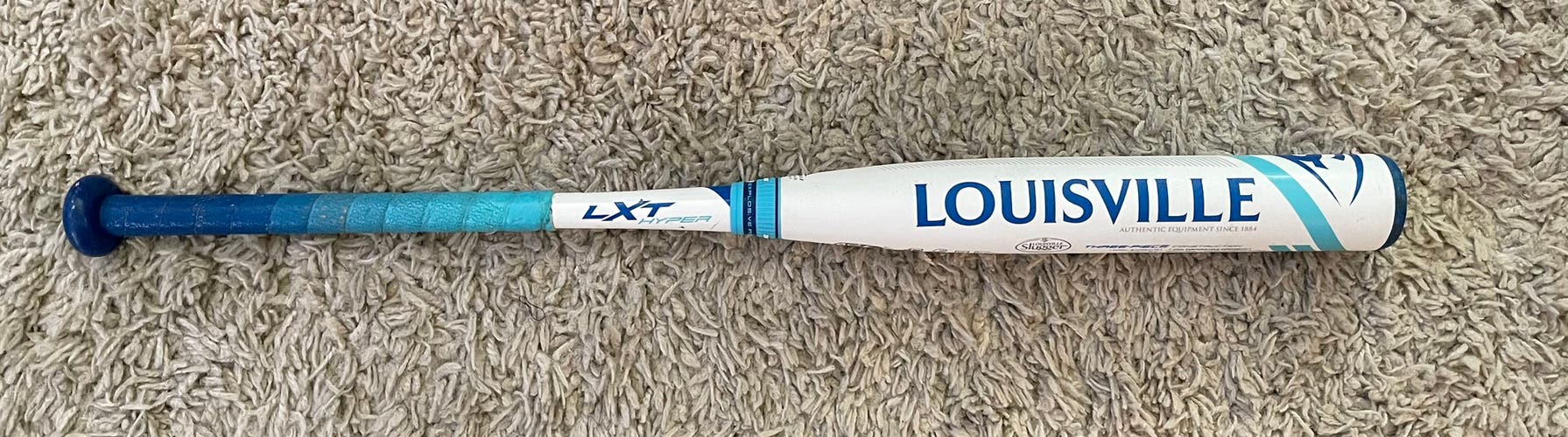 Louisville Slugger LXT Hyper softball bat