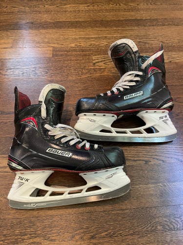 Used Bauer Regular Width Size 10.5 Vapor X900 Hockey Skates