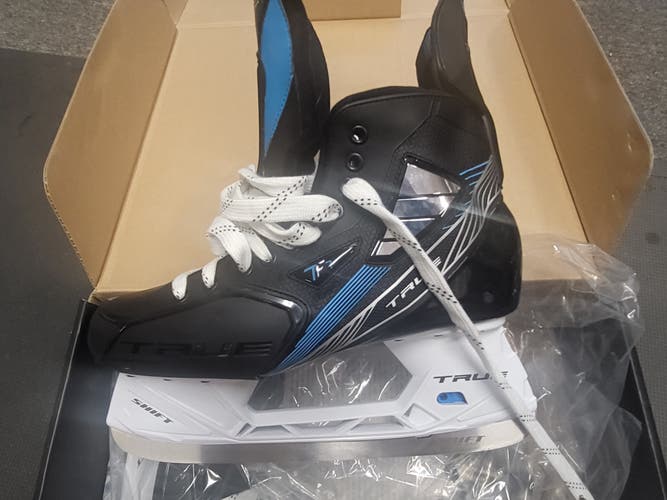 Senior True TF7 Hockey Skates Wide Width Size 10.5